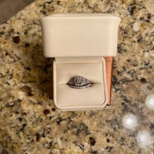 Wedding Set! Size 7 Brand Vear Wing Purchase At Jared Jewelry
